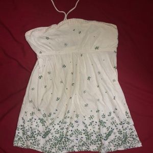 Abercrombie and Fitch top